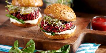 https://www.maggi.cz/sites/default/files/styles/ln_search_recipe_resultdesktop/public/srh_recipes/a80c8611e54c1f5c4563c5c9cbf2e58b.jpg?h=b83608b2&itok=MefQqJUk