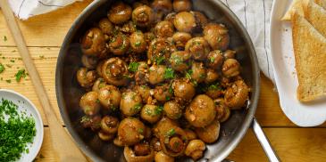 https://www.maggi.cz/sites/default/files/styles/ln_search_recipe_resultdesktop/public/srh_recipes/e782a1e29f8447e98e52f2533982320e.jpg?h=561fe1eb&itok=K2gVgUl6