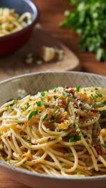 https://www.maggi.cz/sites/default/files/styles/search_result_153_272/public/2023-09/spaghetti%20aioli%20klasyczne_%206_0.jpg?itok=6LO1rtKl