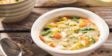 Zeleninová polévka s koprem