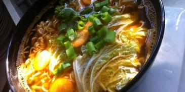 Ramen polévka